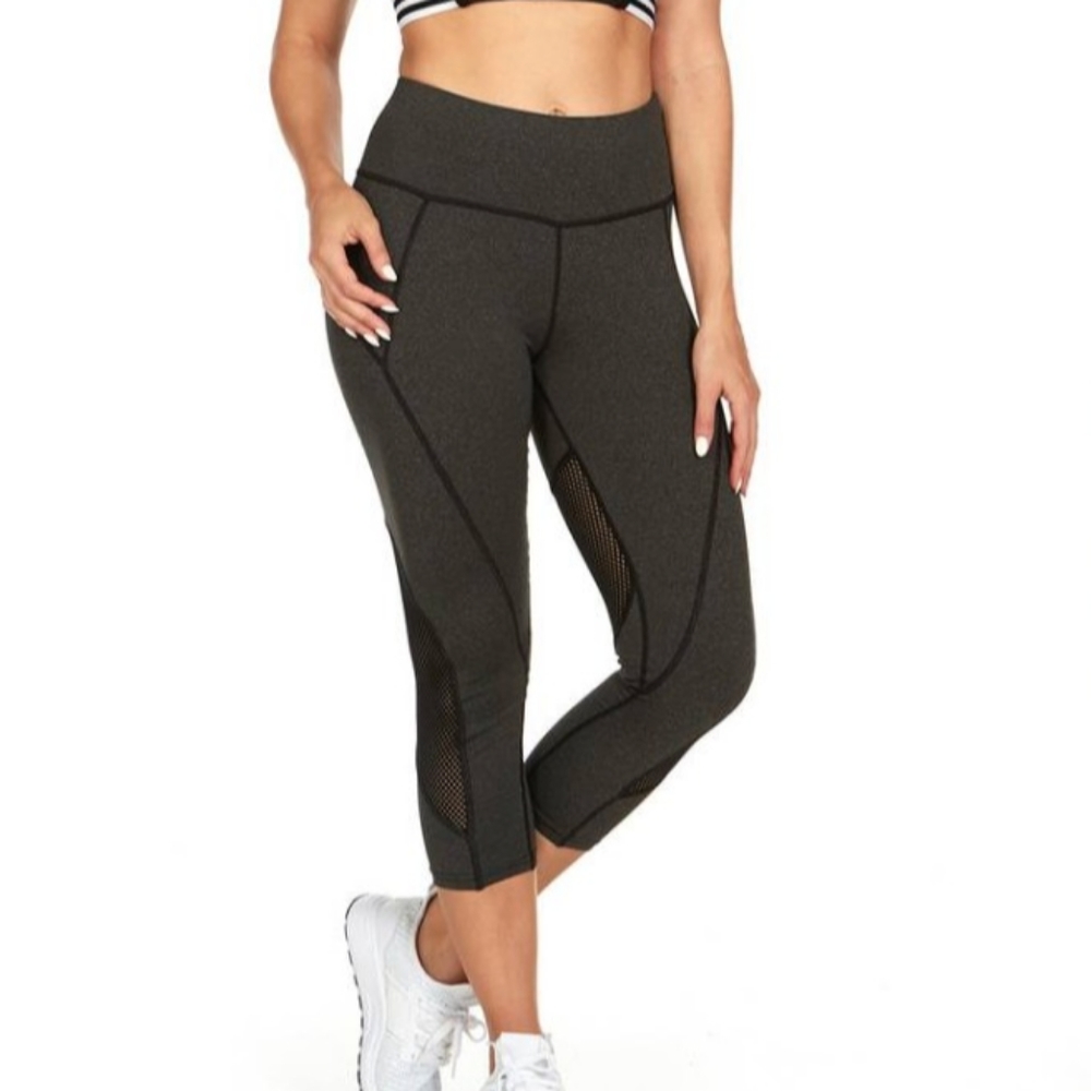 NWT RAG Active Capris Leggings